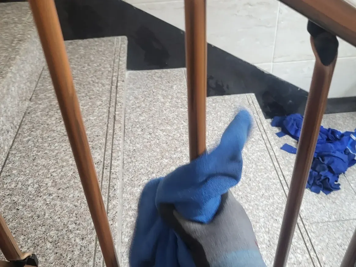 이천시 율면 빌라 난간·손잡이 위생청소 사례 - 행진크린